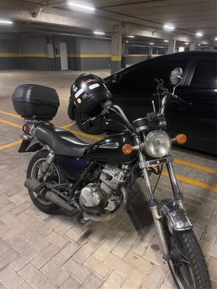 SUZUKI INTRUDER 125 